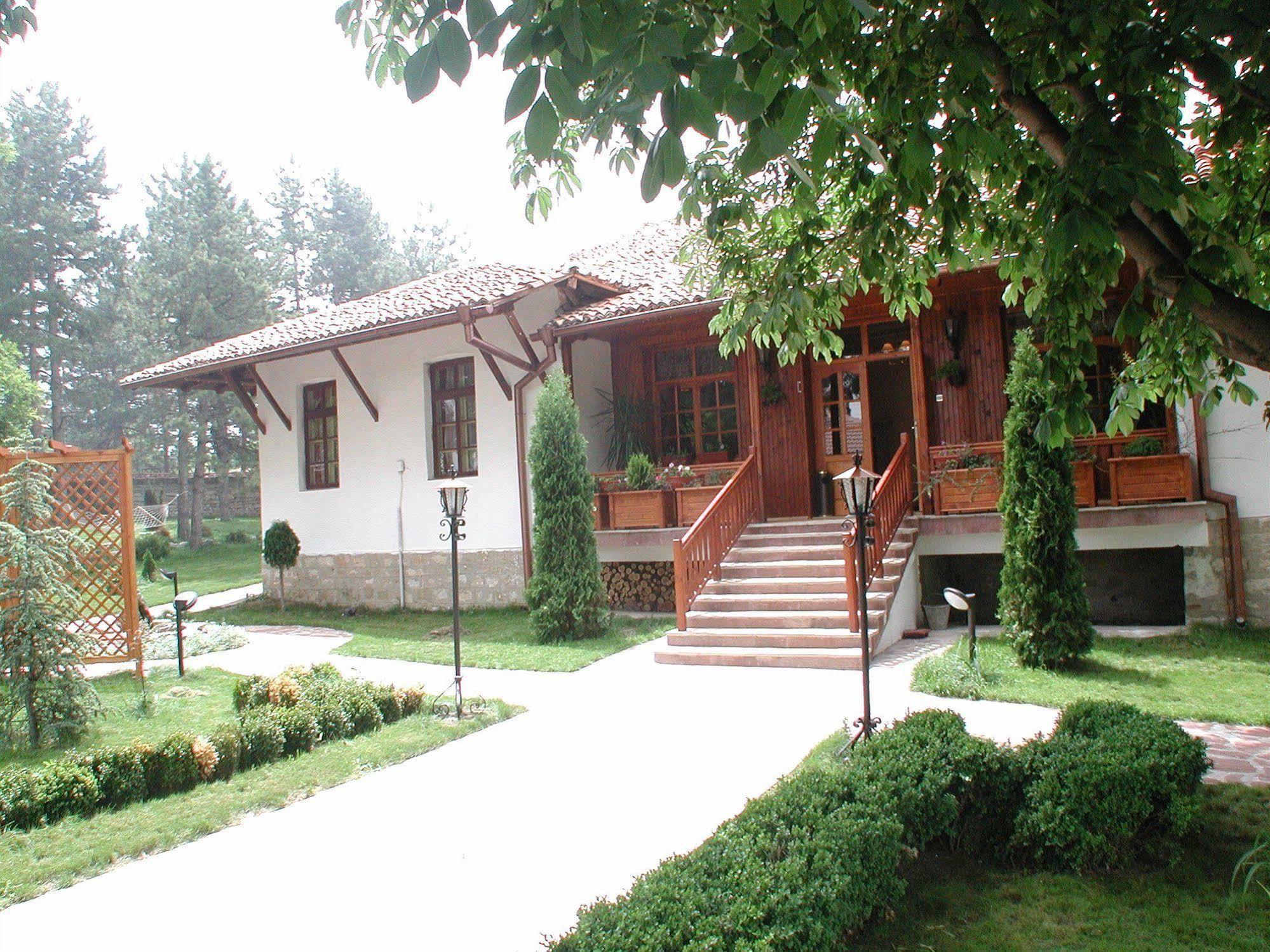 Hotel Izvora - Garden Retreat Арбанаси Екстер'єр фото